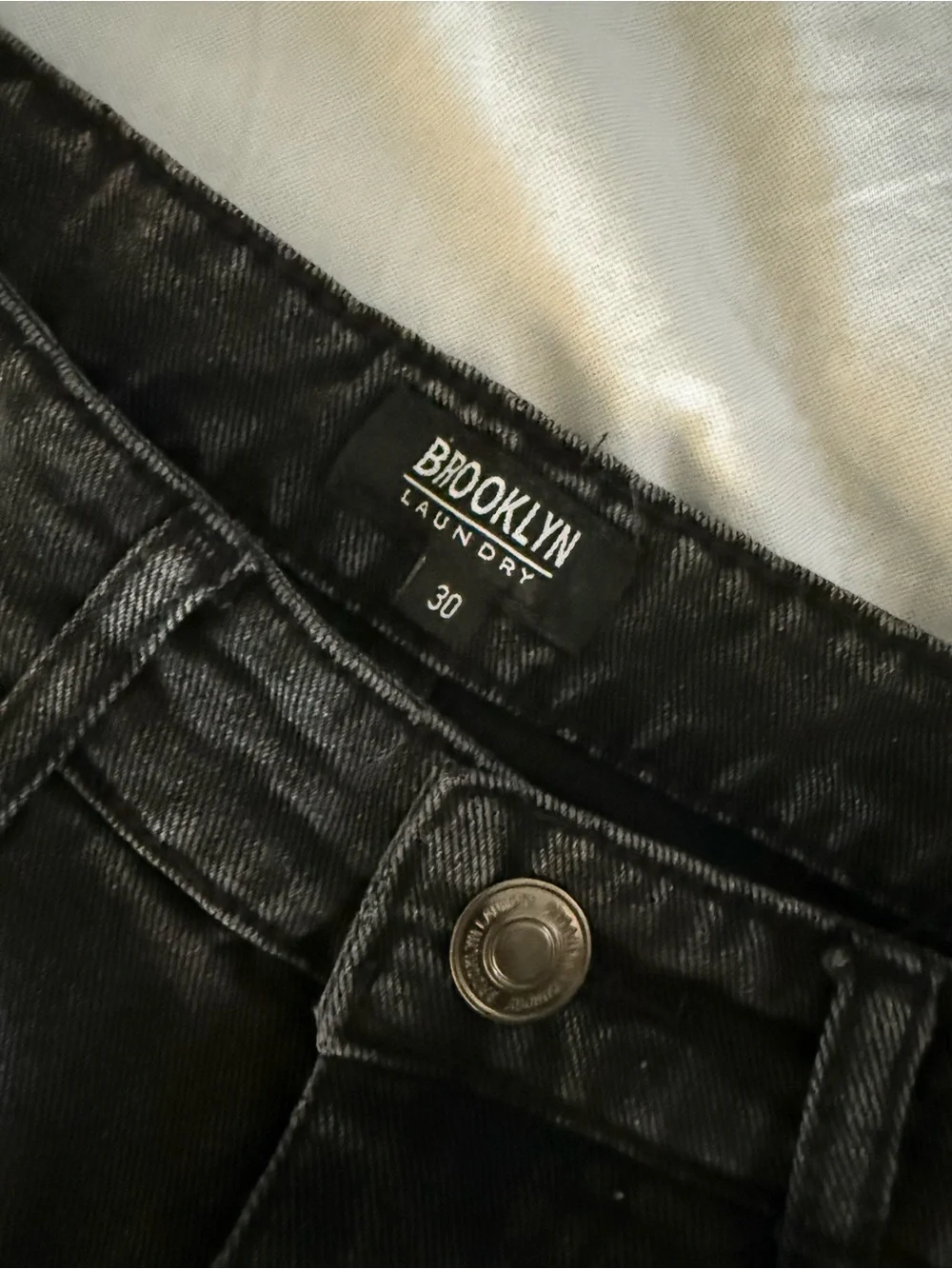 Brooklyn Men’s Black Relaxed Denim Shorts with White Graphic - NWT